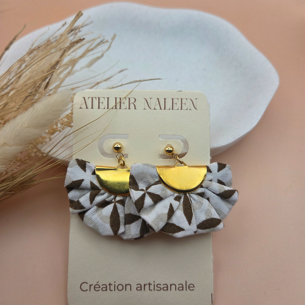 Boucle d'oreille demi-lune "Stephanotis" - Atelier Naleen