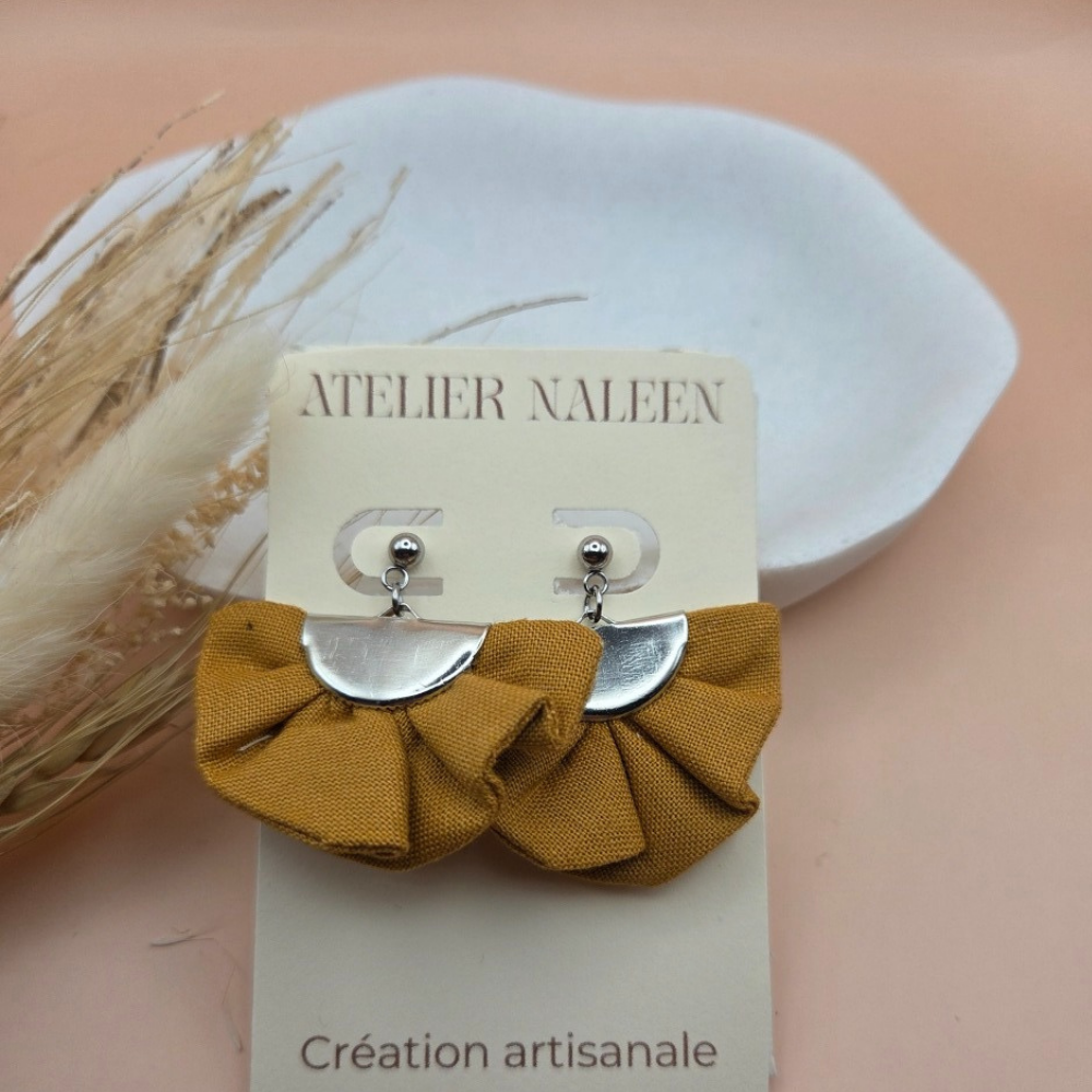 Boucle d'oreille demi-lune "Zinnia" - Atelier Naleen